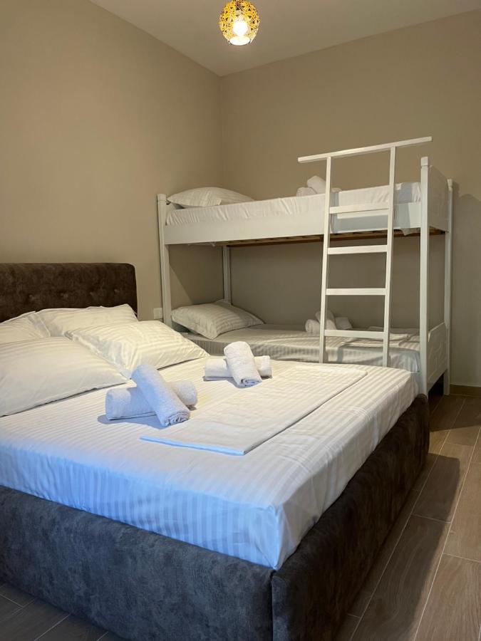 Lotus Apartments Vlorë Екстериор снимка