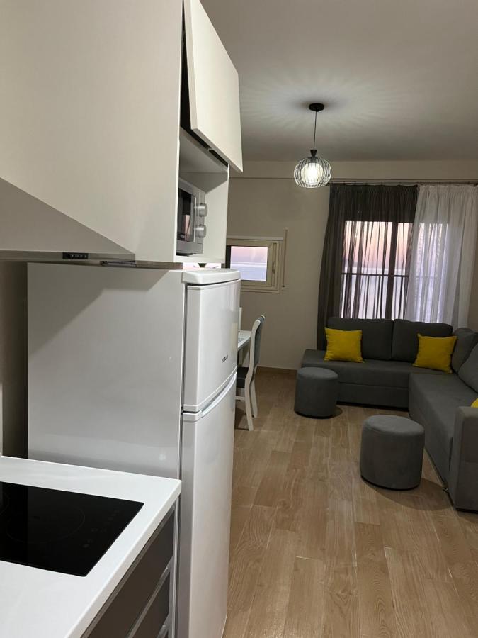 Lotus Apartments Vlorë Екстериор снимка