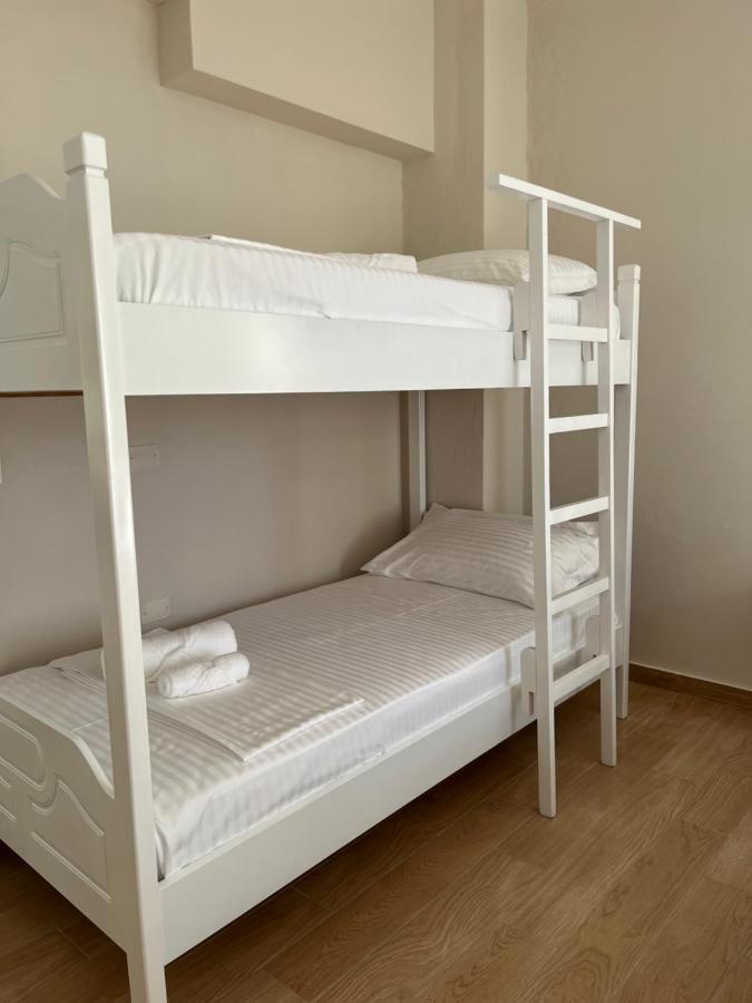 Lotus Apartments Vlorë Екстериор снимка