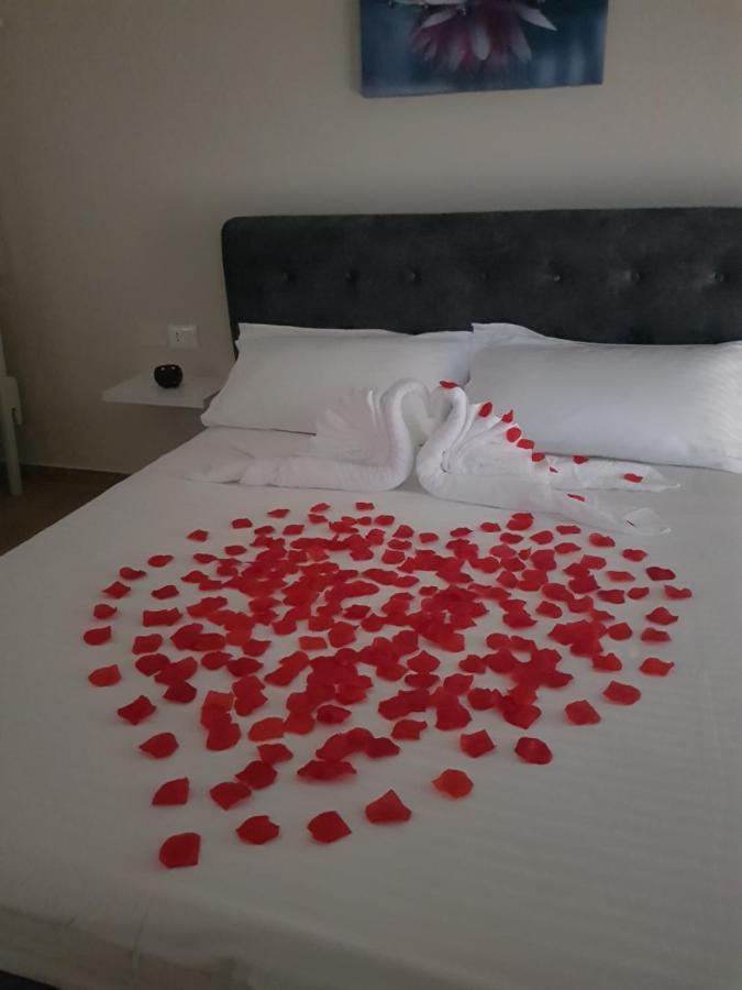 Lotus Apartments Vlorë Екстериор снимка