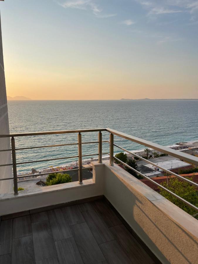 Lotus Apartments Vlorë Екстериор снимка