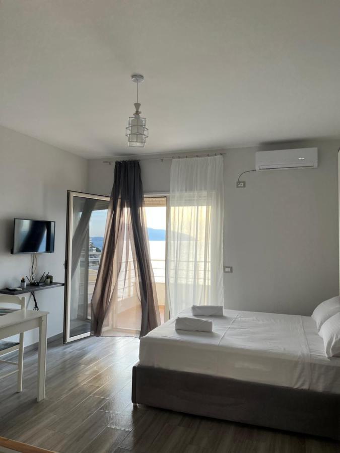 Lotus Apartments Vlorë Екстериор снимка