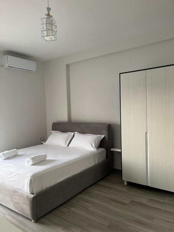 Lotus Apartments Vlorë Екстериор снимка