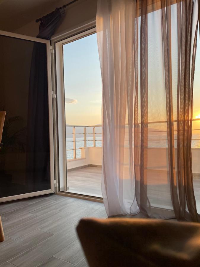 Lotus Apartments Vlorë Екстериор снимка